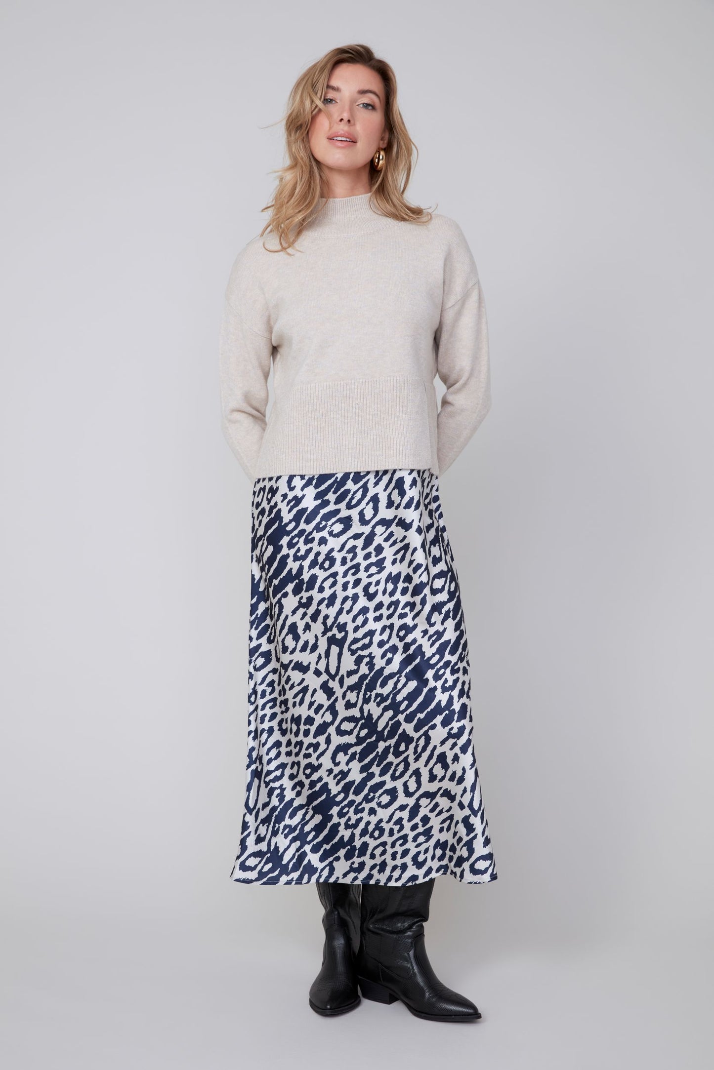 Cropped Mock Neck Sweater with Split Hem - Heather Oyster