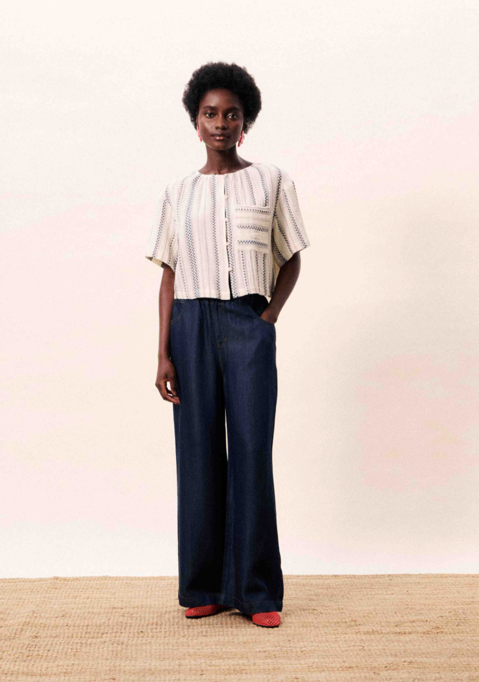 Valea Short Sleeve Button Up Top - Creme