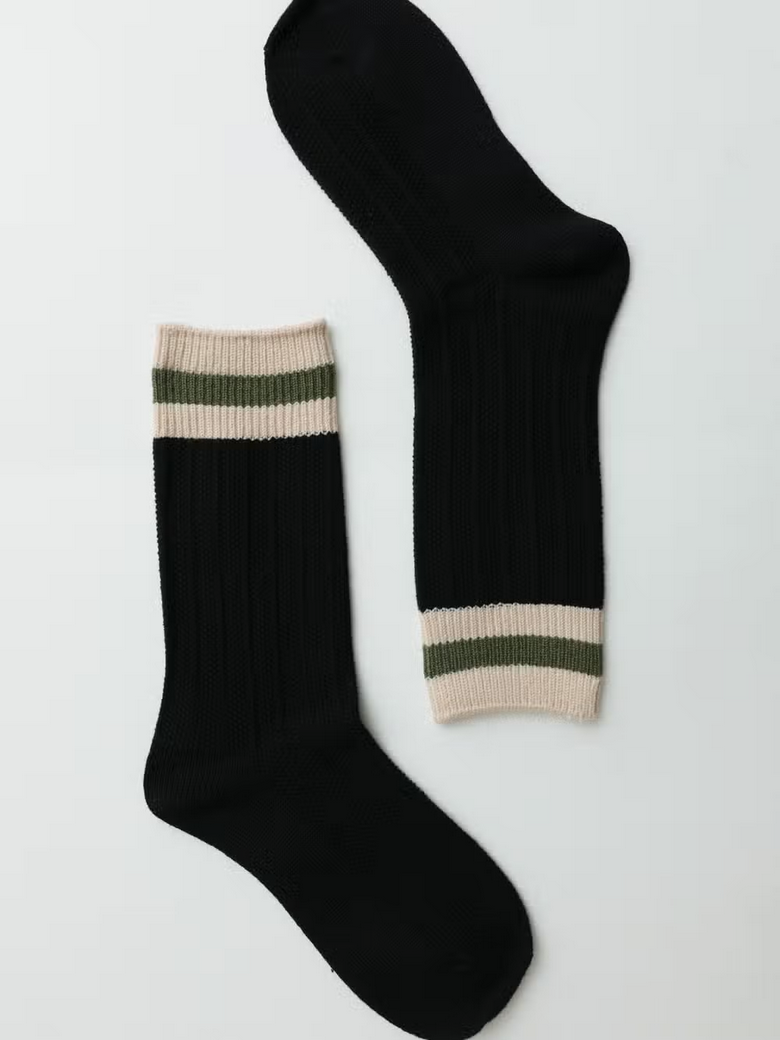 Load image into Gallery viewer, Color Block Socks - Black
