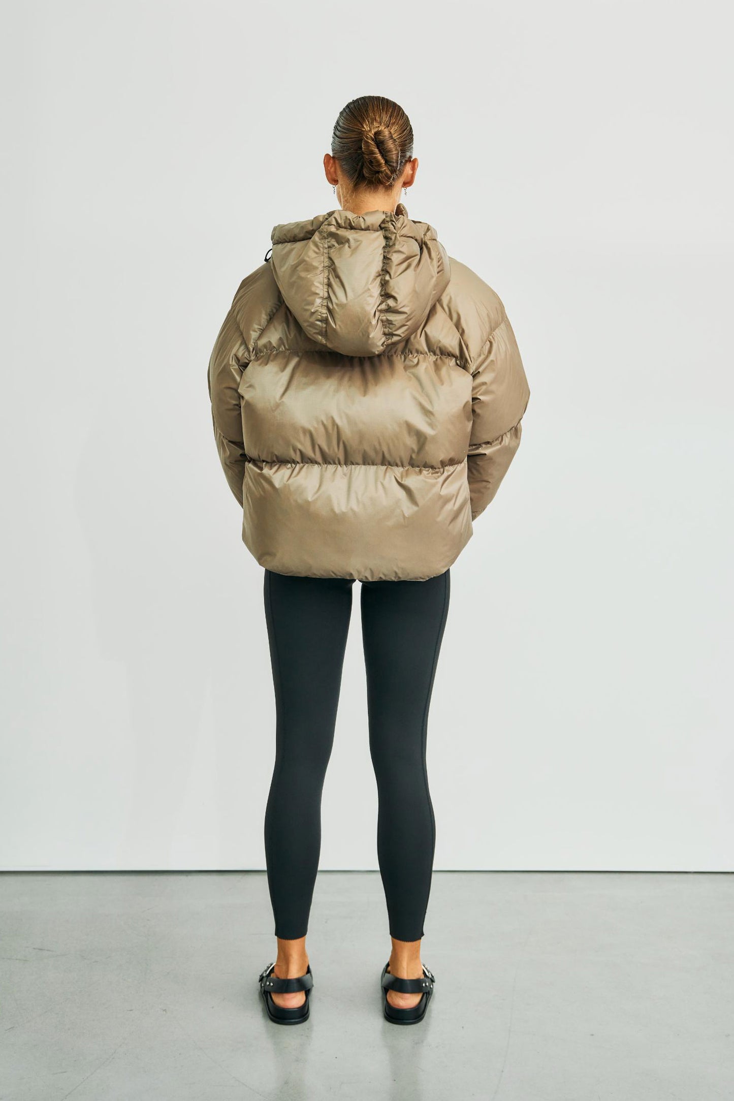 Emma Short Down Puffer Jacket - Desert Taupe