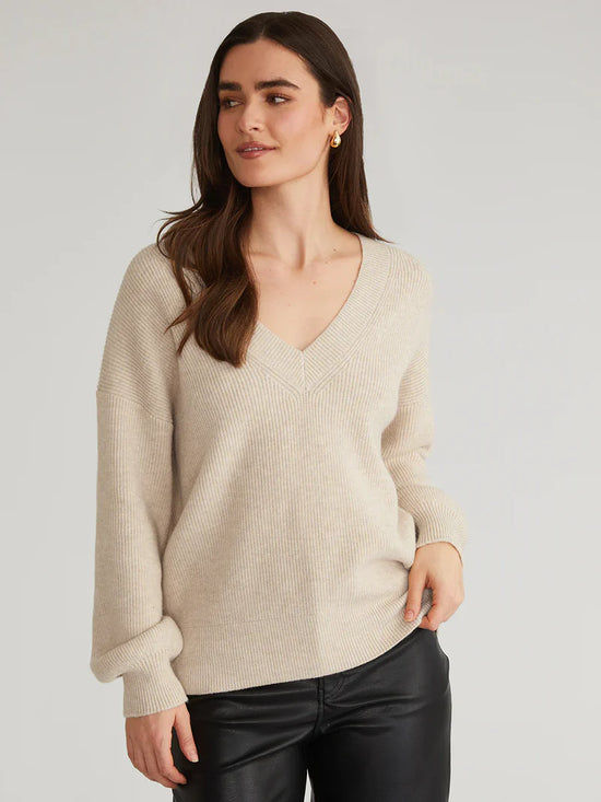 Angela Oversized V-Neck Sweater - Wheat