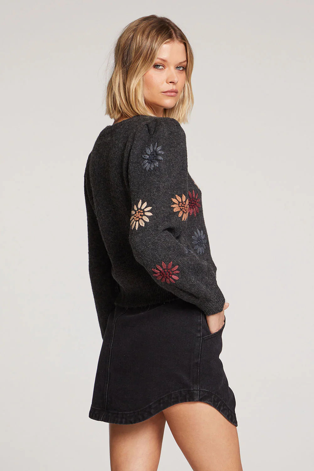 Elima Pullover Sweater - Black
