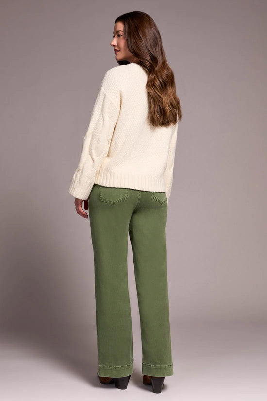 Loose Fitting Cable Knit Sweater - Heather Cream