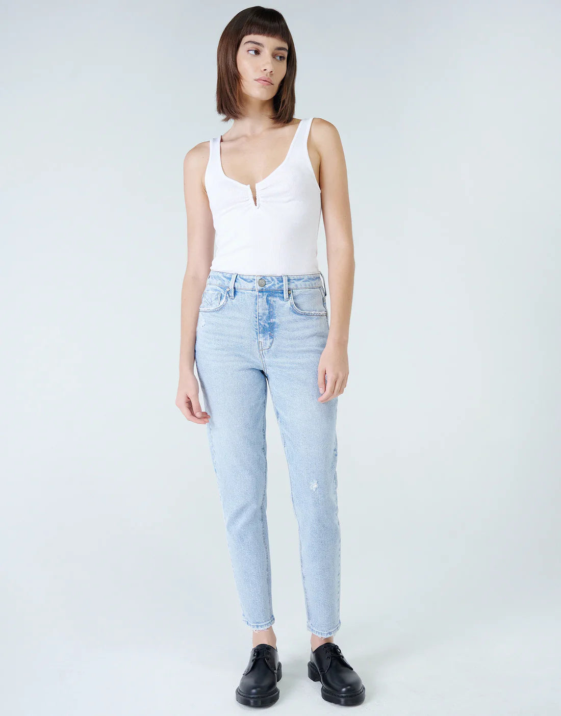 Debbie Slim Mom Fit Cropped Jeans - Rockaway