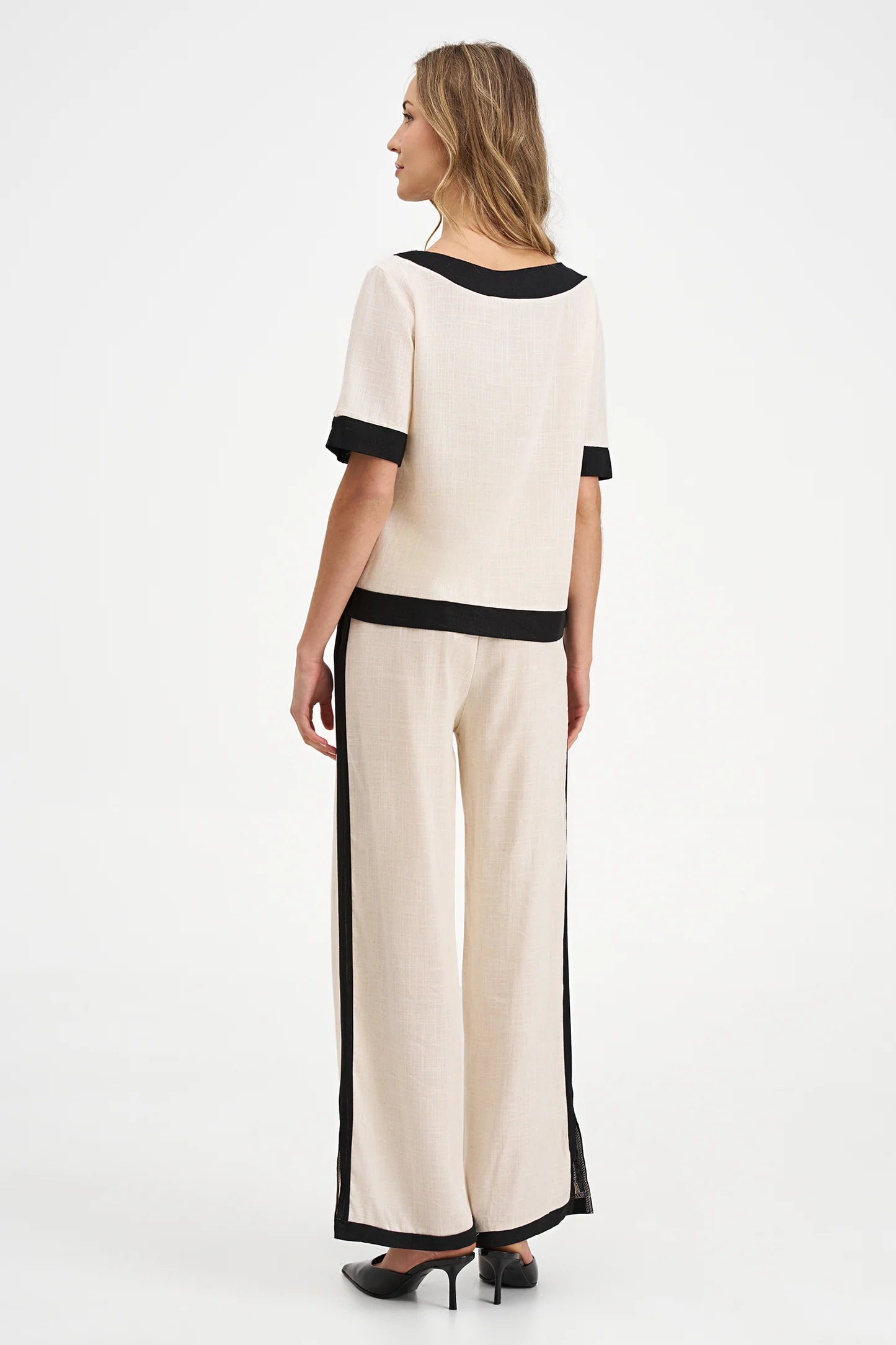 Short Sleeve Round Neck Top - Oat Combo