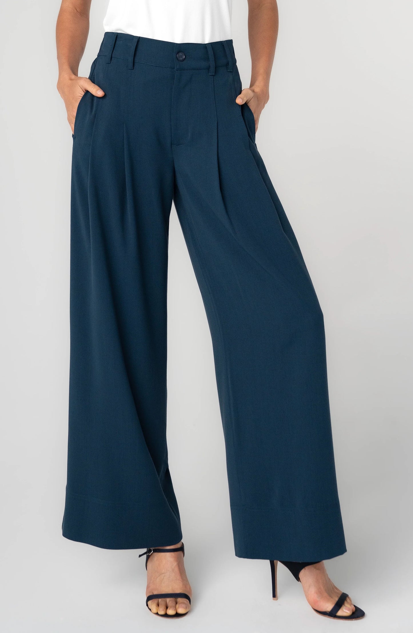High Rise Pleated Wide Leg Pants - Oxford Navy