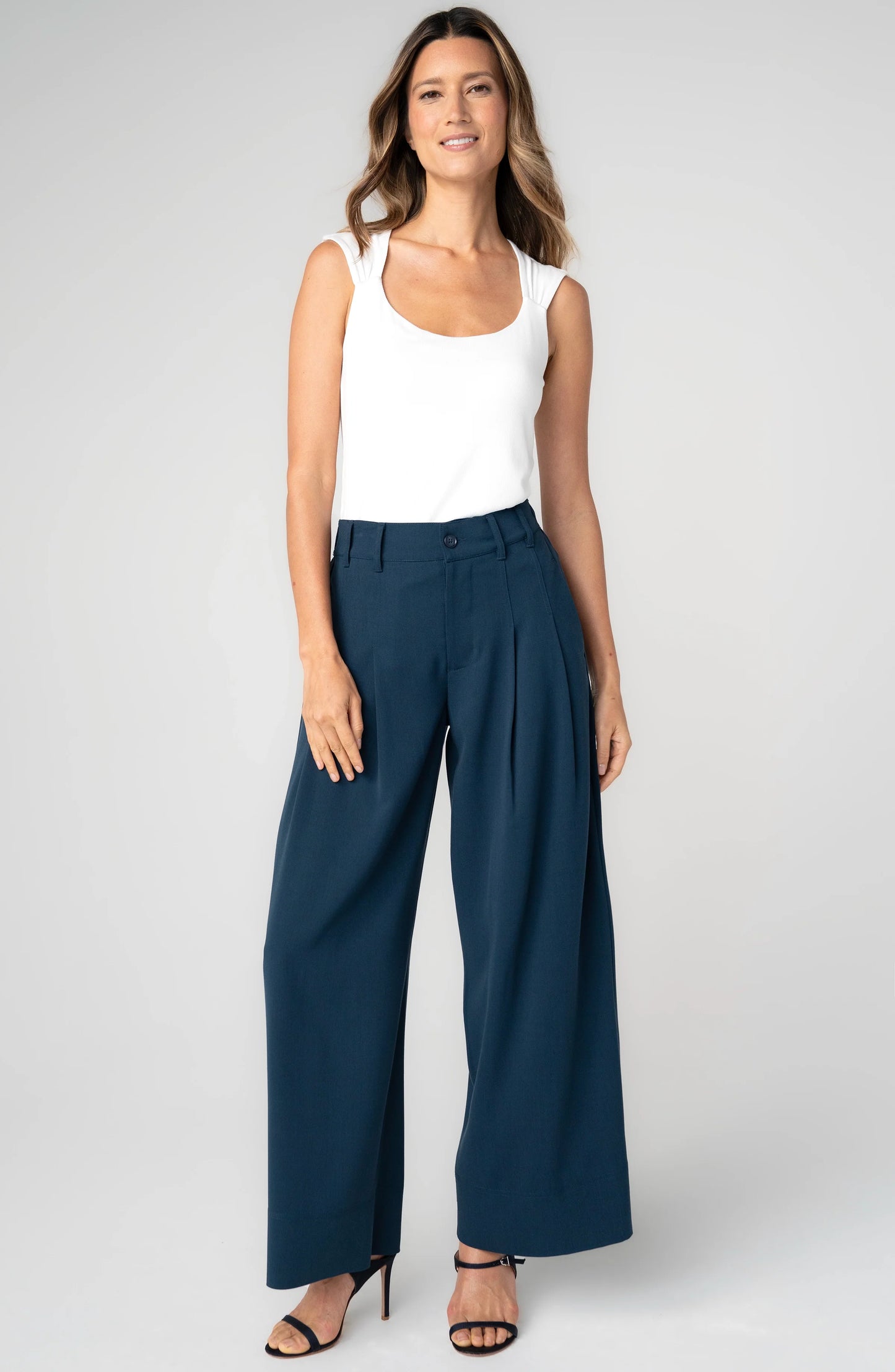 High Rise Pleated Wide Leg Pants - Oxford Navy
