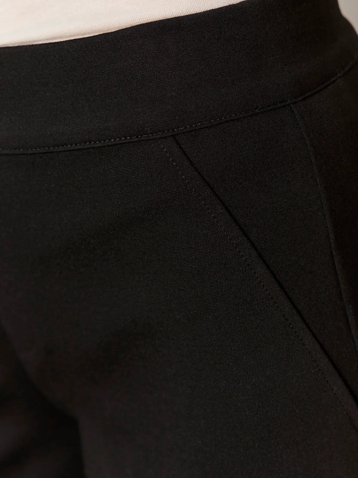 Runway Ponte Pants - Black