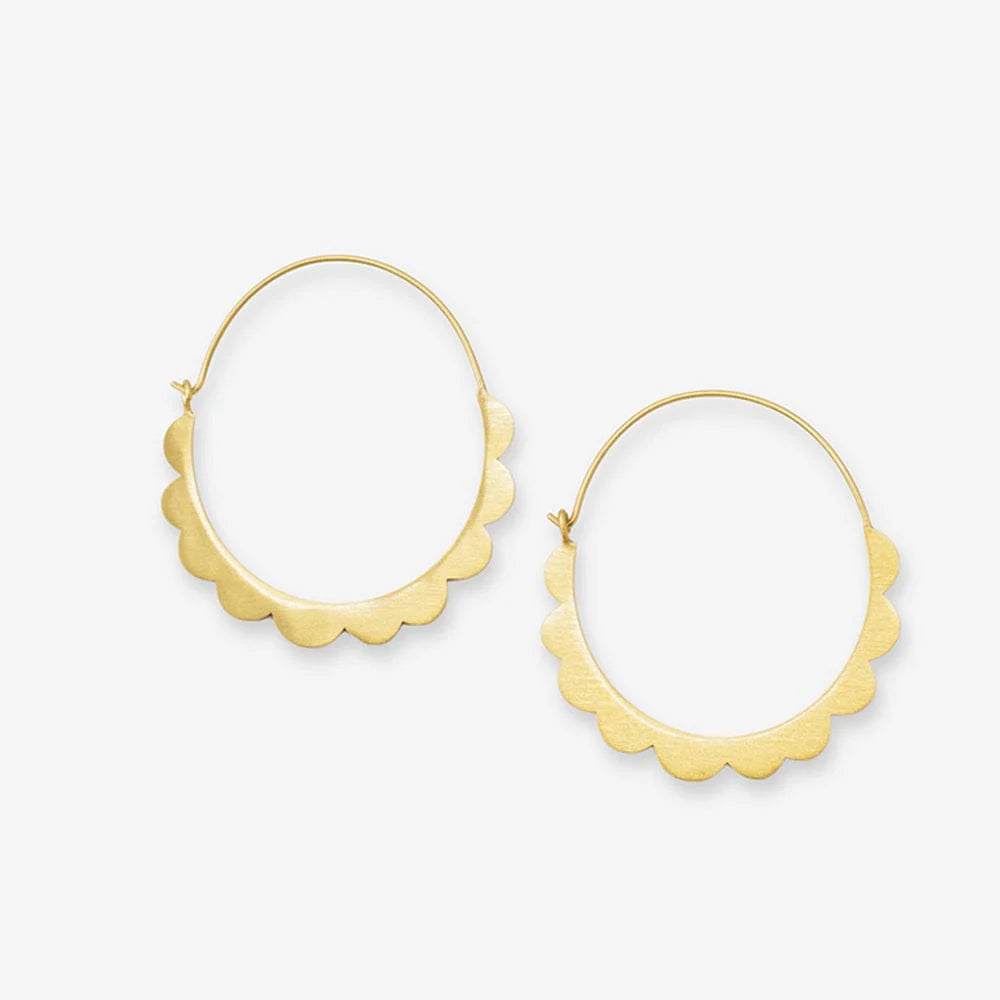 Stephanie Scallop Hoop Earrings - Brass