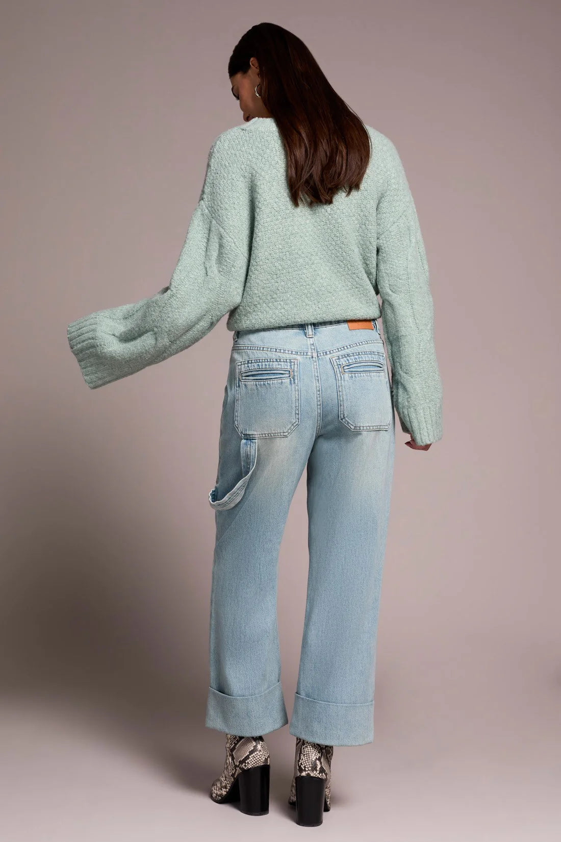 Audrey Carpenter Super Straight Jeans - Light Wash