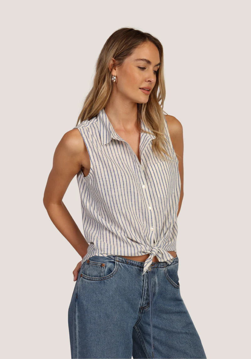 Whitney Sleeveless Tie Front Top - White/Blue