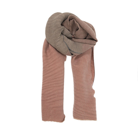 Load image into Gallery viewer, Ombre Pleated Scarf - Mauve
