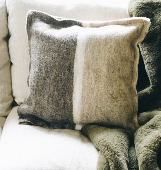 Load image into Gallery viewer, Decorative Pillow - Neutral
