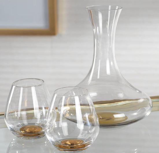 Load image into Gallery viewer, Brunello Wine Decanter with Gold Base
