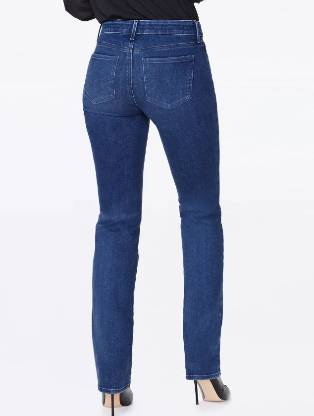 Load image into Gallery viewer, Marilyn Straight Jeans - Denslowe

