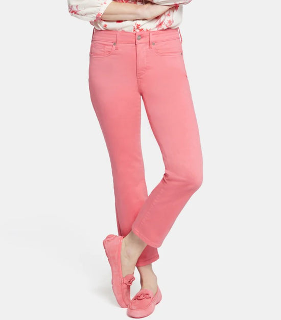Marilyn Straight Ankle Jeans - Beginning