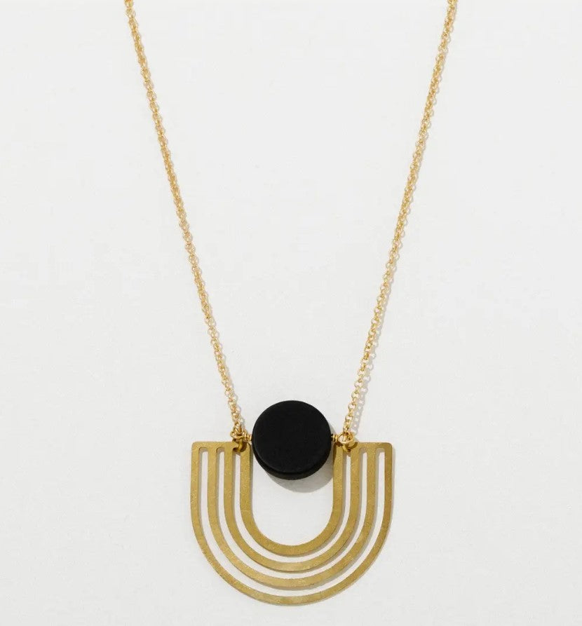 Winona Onyx Necklace