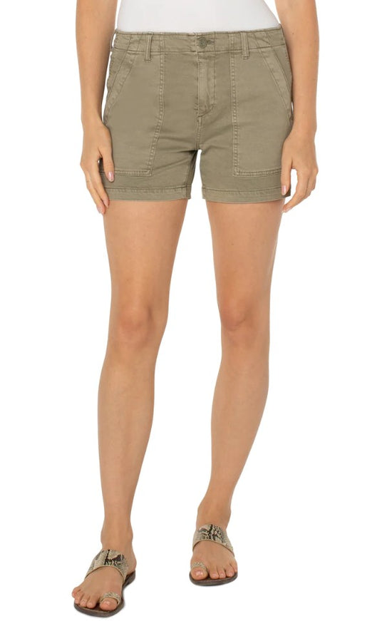 Utility Short with Flap Pockets