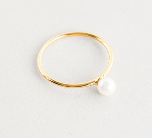 Load image into Gallery viewer, Single Pearl Ring
